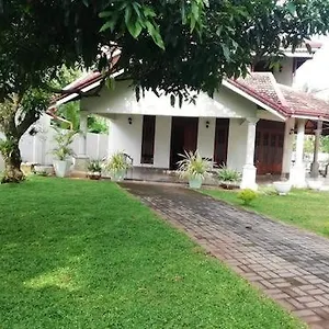  Guest house Ceylon